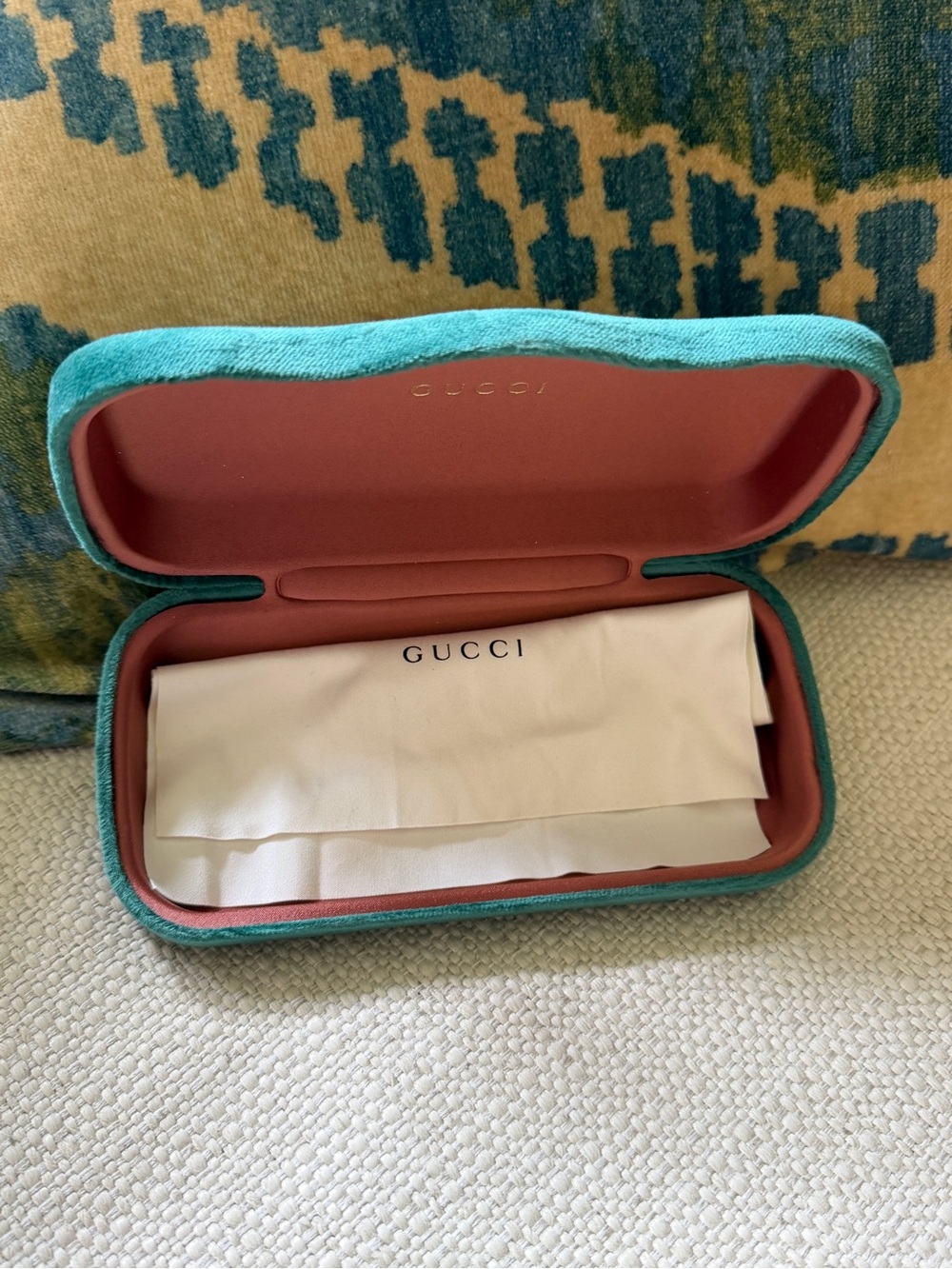 Gucci Teal Velvet Sunglass Case with Pink Interior